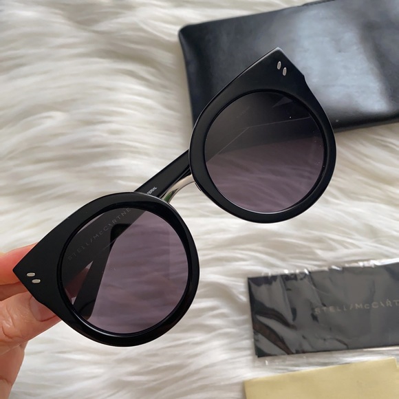 Luxury Stella McCartney sunglasses main image 8